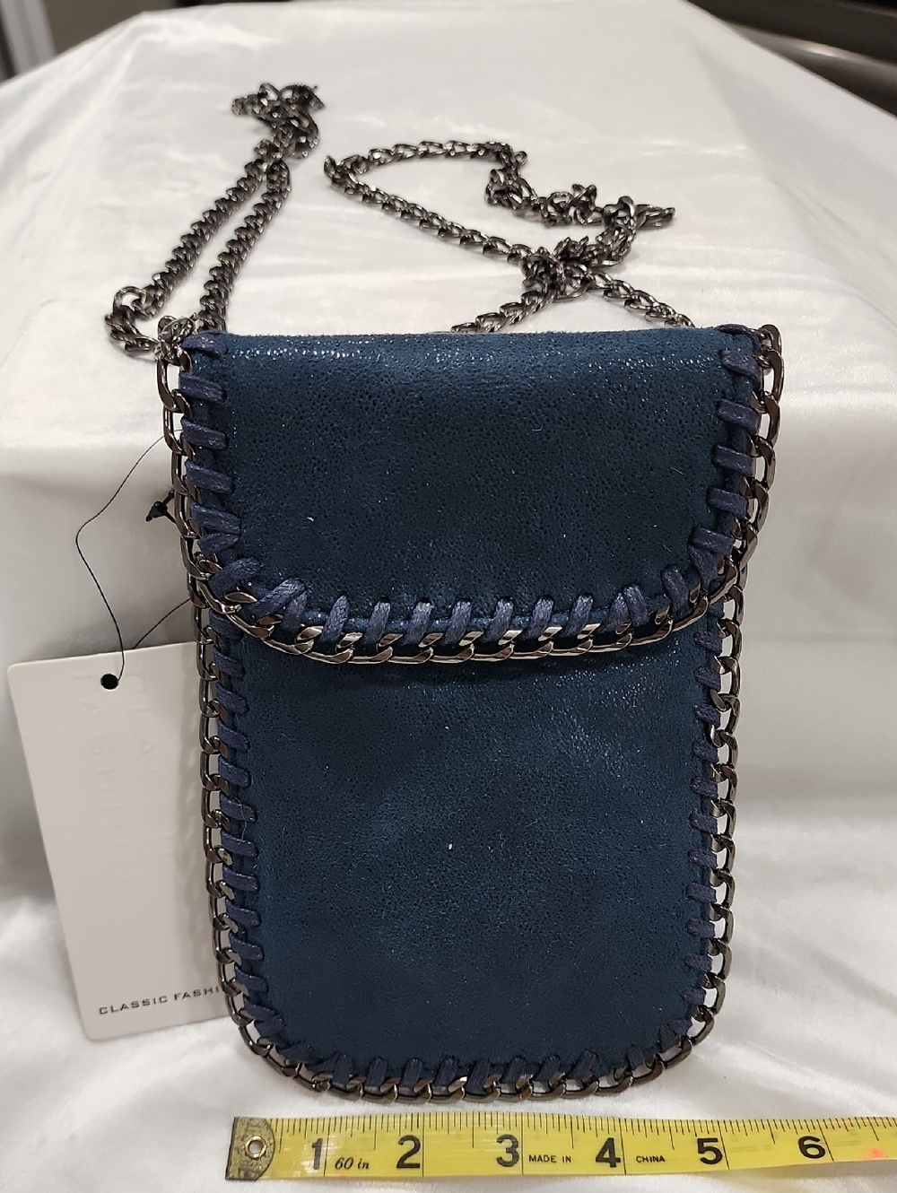 Classic Fashion Blue Crossbody Cell Phone Bag, Peta-Approved Vegan, Chain Strap
